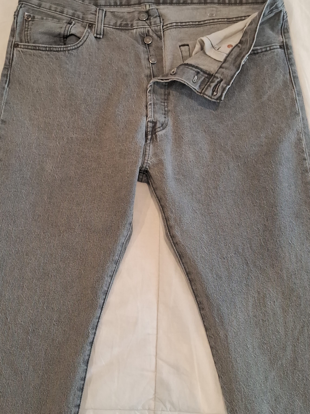 Levis Classic Straight Cut Denim Jeans Mid To High Rise Signature Button Fly